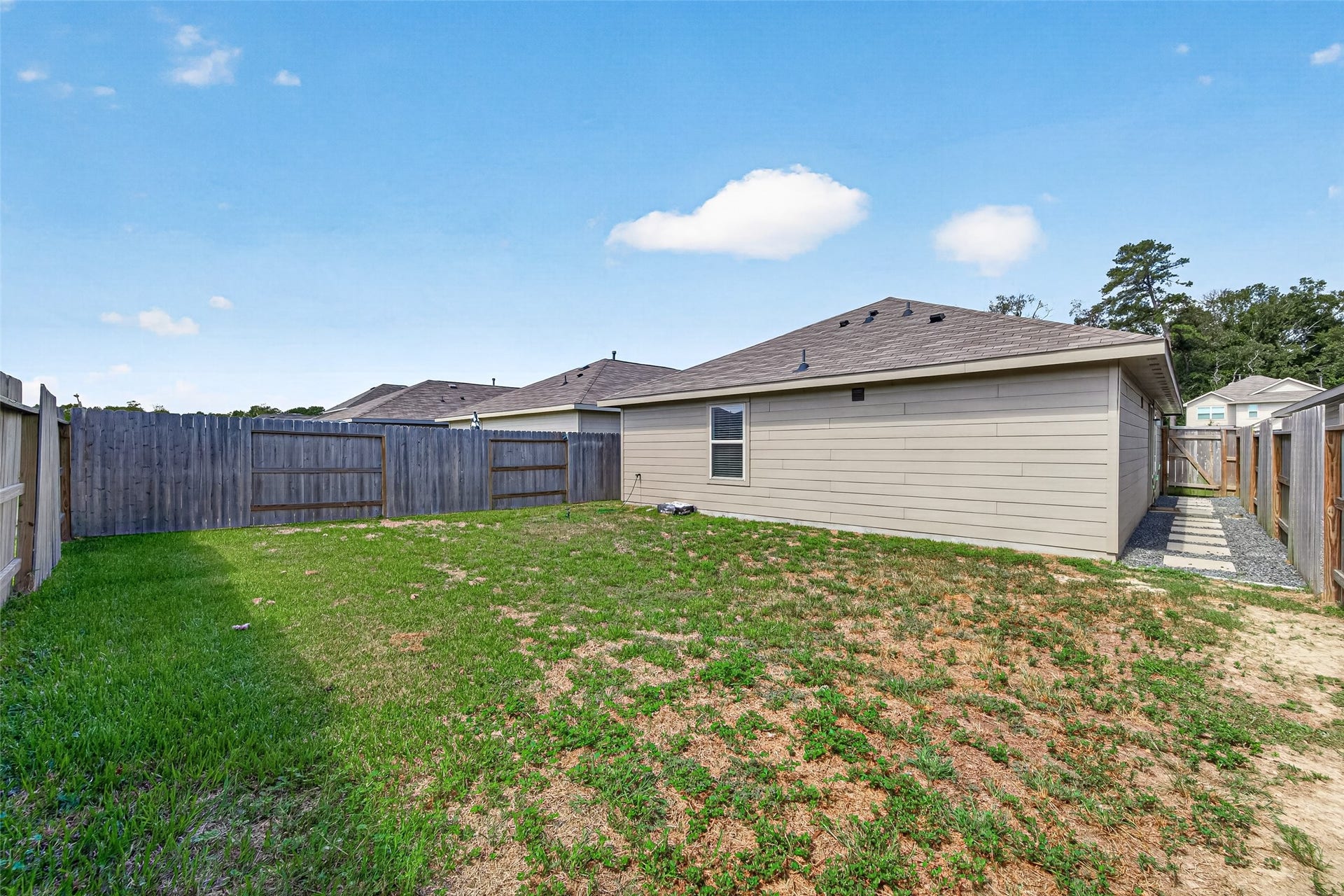 22476 Douglas Court, New Caney, TX 77357 22476 Douglas Court, New Caney, TX 77357