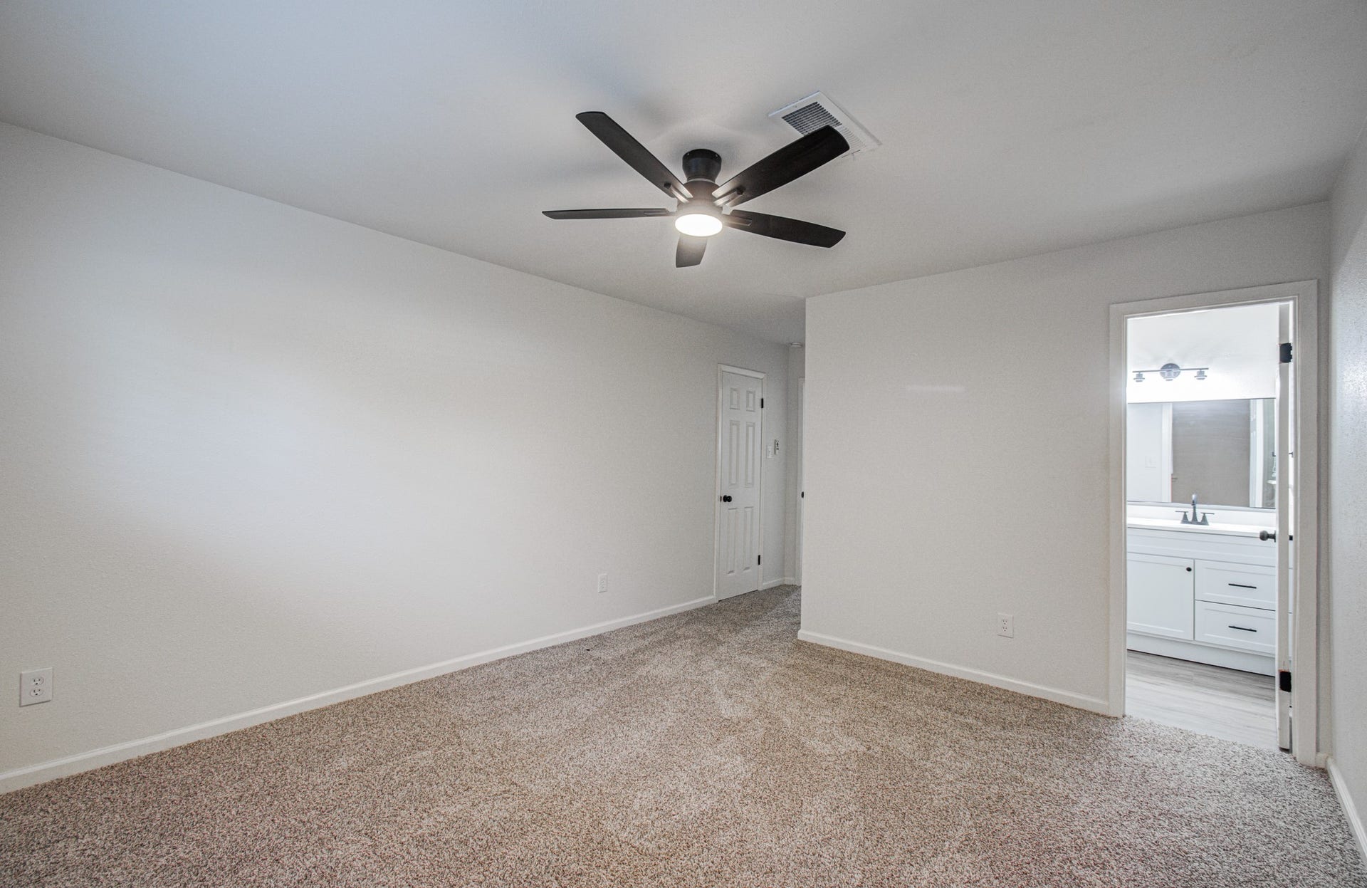 11735 N Perry Avenue, Houston, TX 77071 11735 N Perry Avenue, Houston, TX 77071