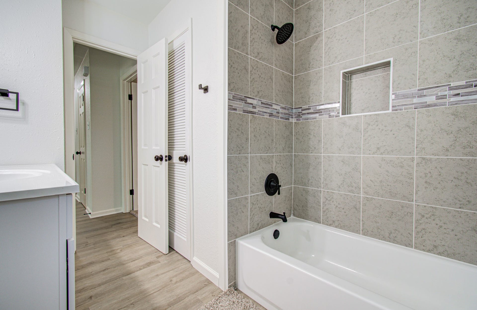 11735 N Perry Avenue, Houston, TX 77071 11735 N Perry Avenue, Houston, TX 77071
