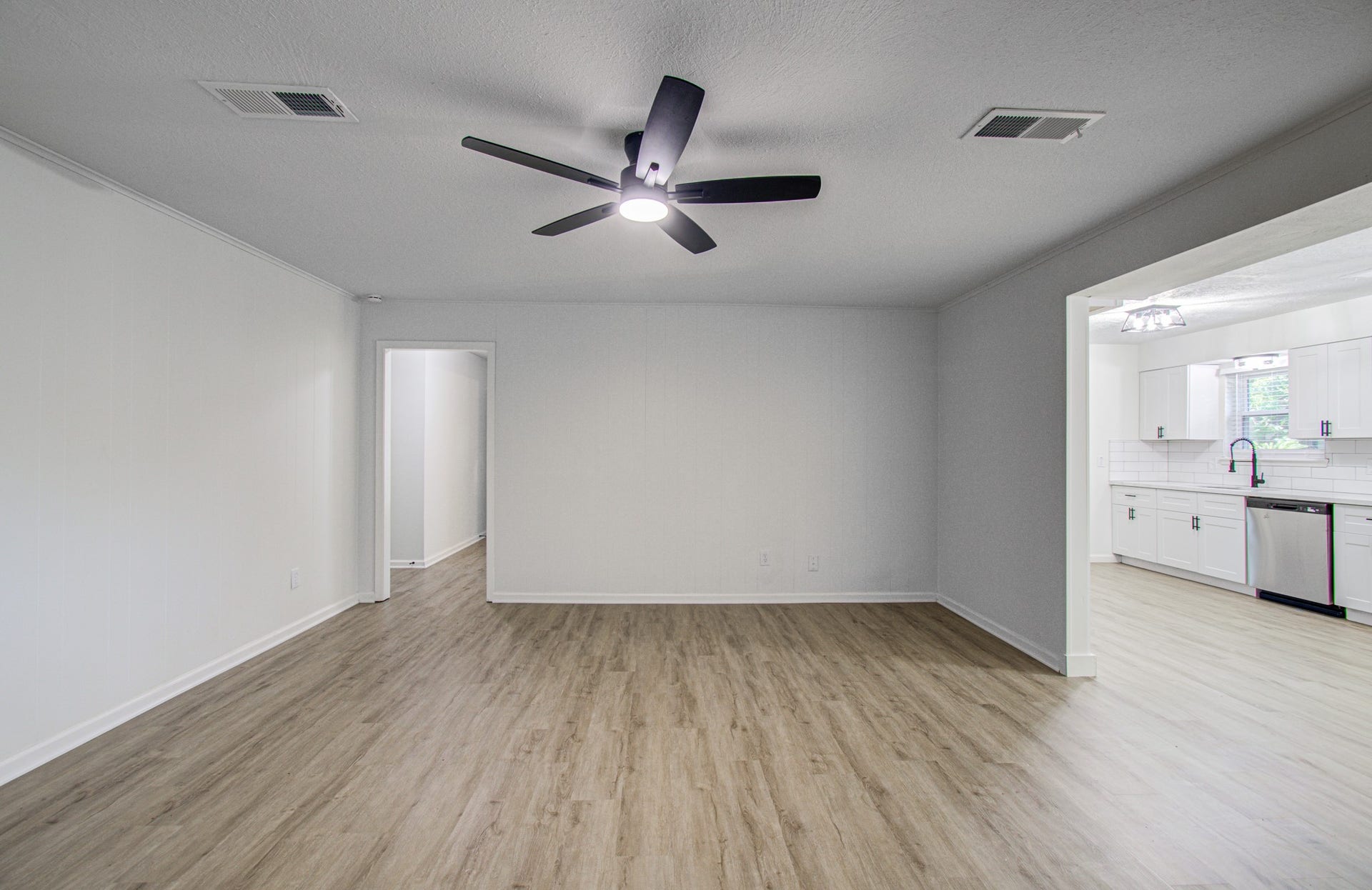 11735 N Perry Avenue, Houston, TX 77071 11735 N Perry Avenue, Houston, TX 77071