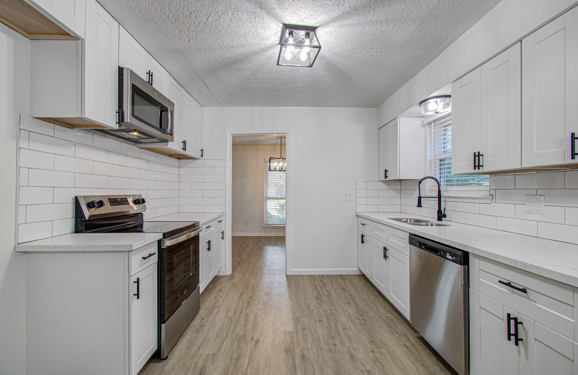 11735 N Perry Avenue, Houston, TX 77071 11735 N Perry Avenue, Houston, TX 77071