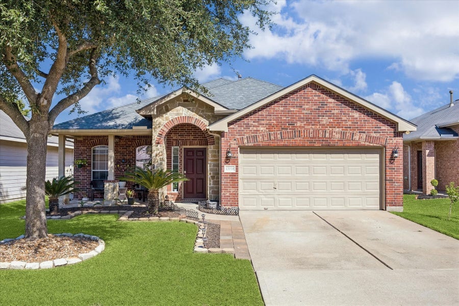 Property photo for 13918 Cypress Creek Bank Drive, Cypress, TX