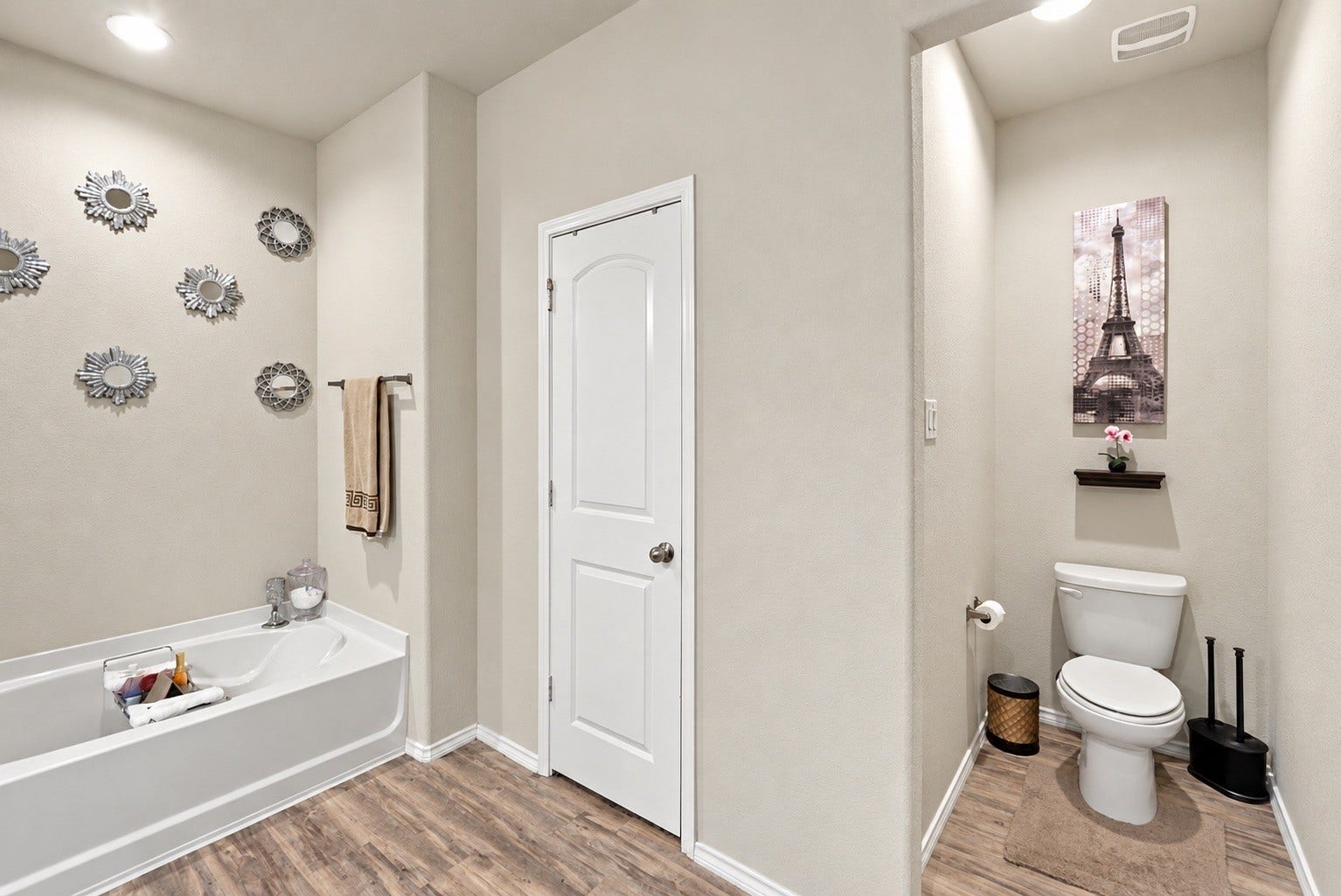 18042 Atwood Mill Drive, New Caney, TX 77357 Primary Bathroom Soaking Tub & Private Shower
