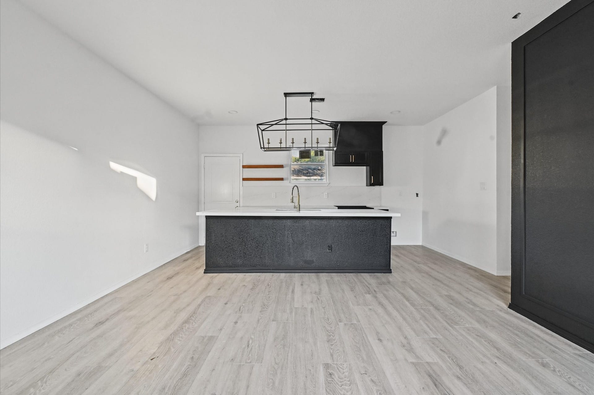7939 Goode Street, Houston, TX 77012
