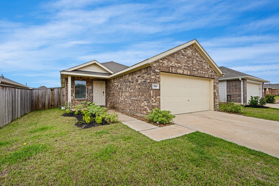 Property photo for 760 Hackberry Branch Court, Magnolia, TX