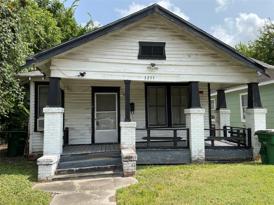 Property photo for 3255 Reeves Street, Houston, TX