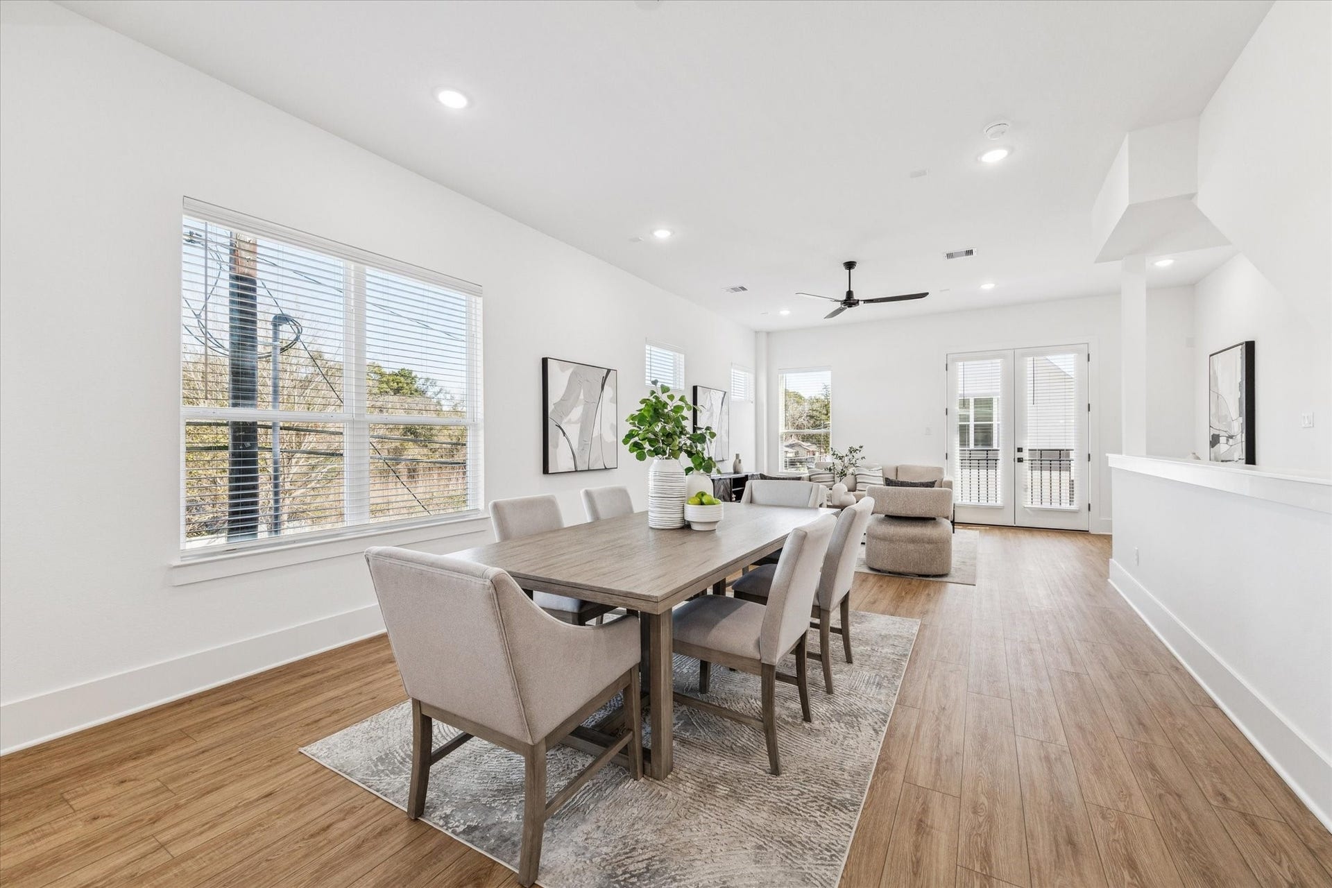5606 Azores, Houston, TX 77091