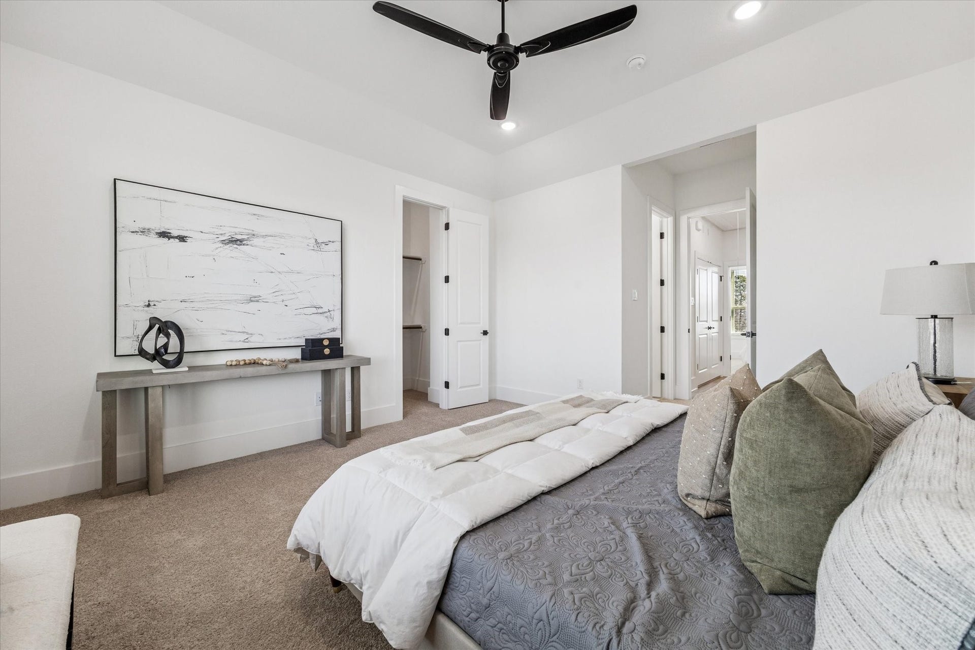 5606 Azores, Houston, TX 77091