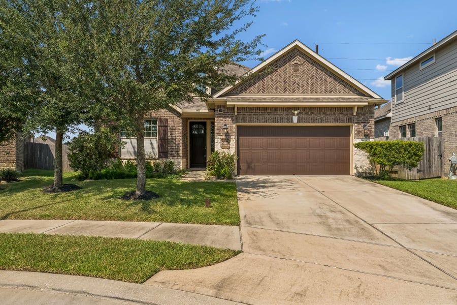 Property photo for 5107 Baroness Lane, Katy, TX