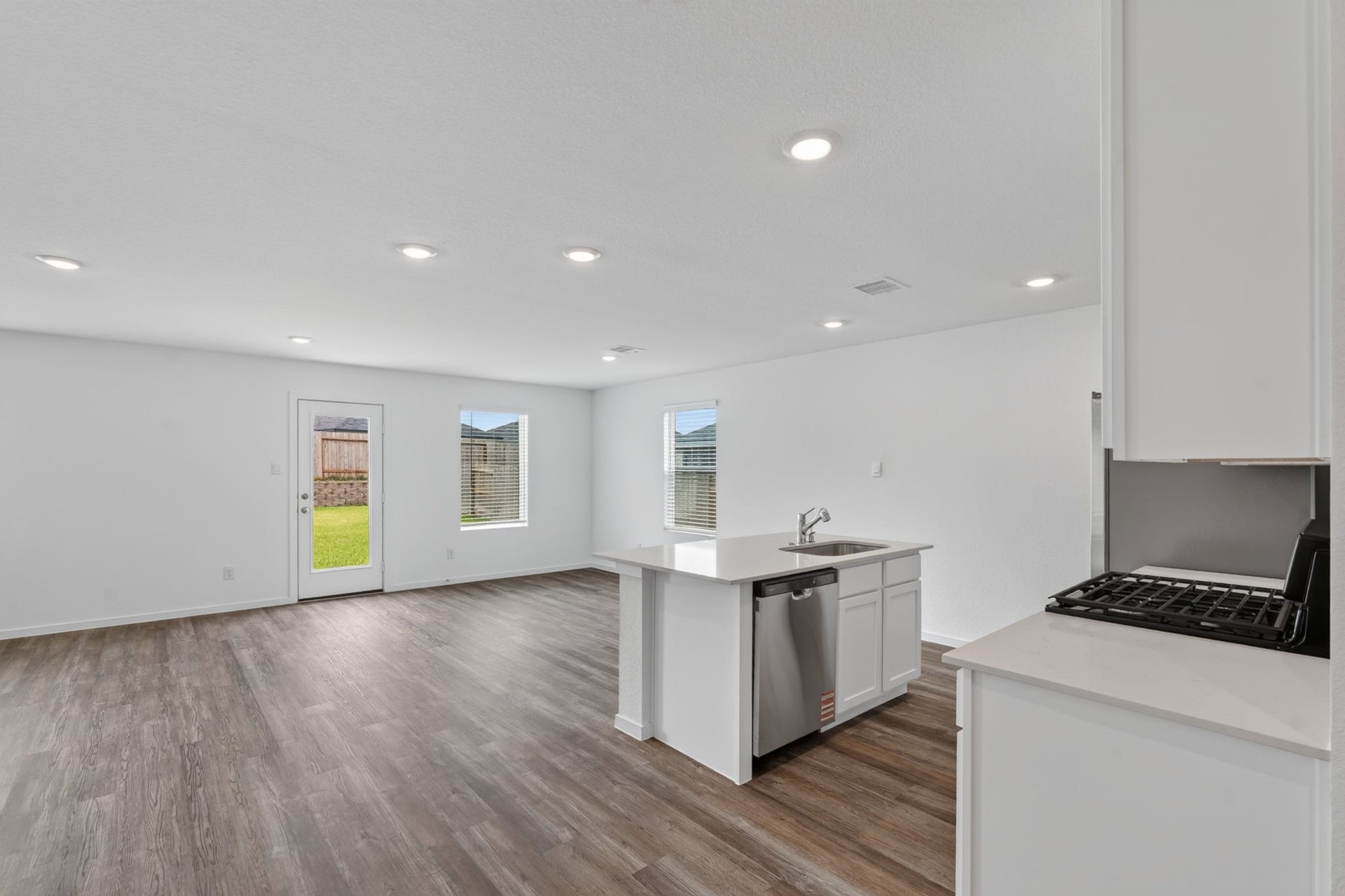 40818 Hawthorne Glades Street, Magnolia, TX 77354 40818 Hawthorne Glades Street, Magnolia, TX 77354