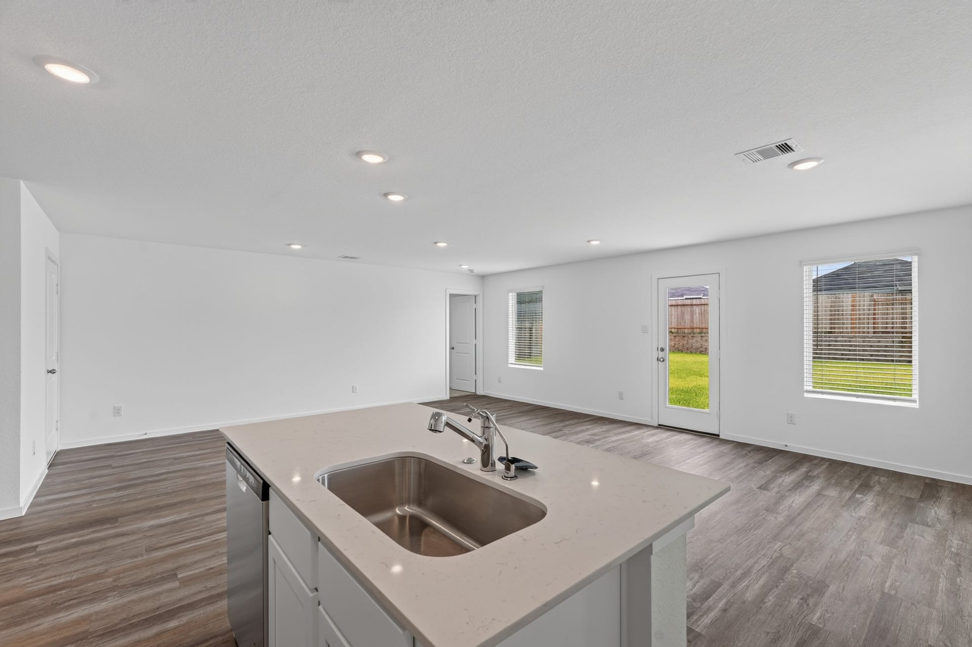 40818 Hawthorne Glades Street, Magnolia, TX 77354 40818 Hawthorne Glades Street, Magnolia, TX 77354
