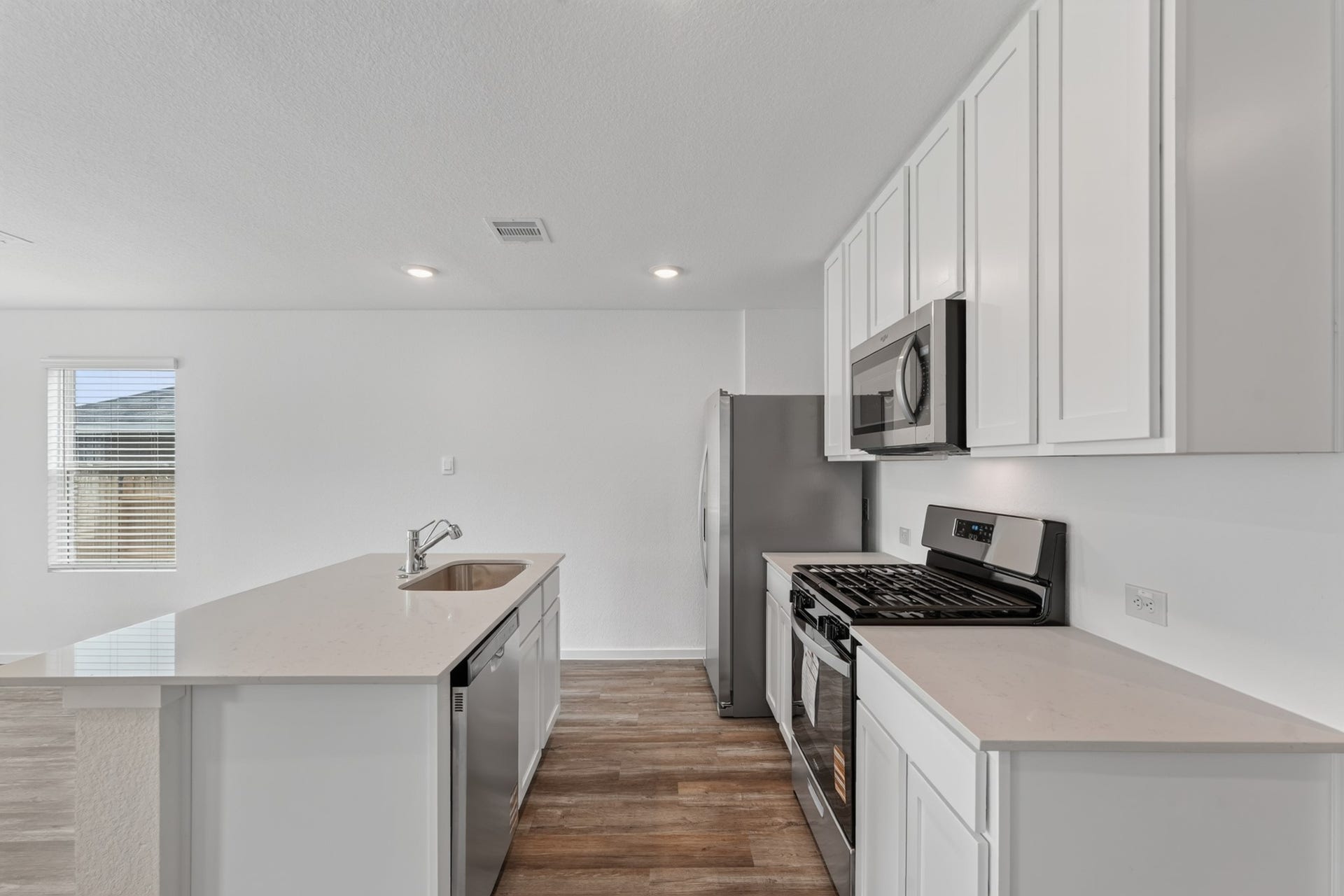 40818 Hawthorne Glades Street, Magnolia, TX 77354 40818 Hawthorne Glades Street, Magnolia, TX 77354