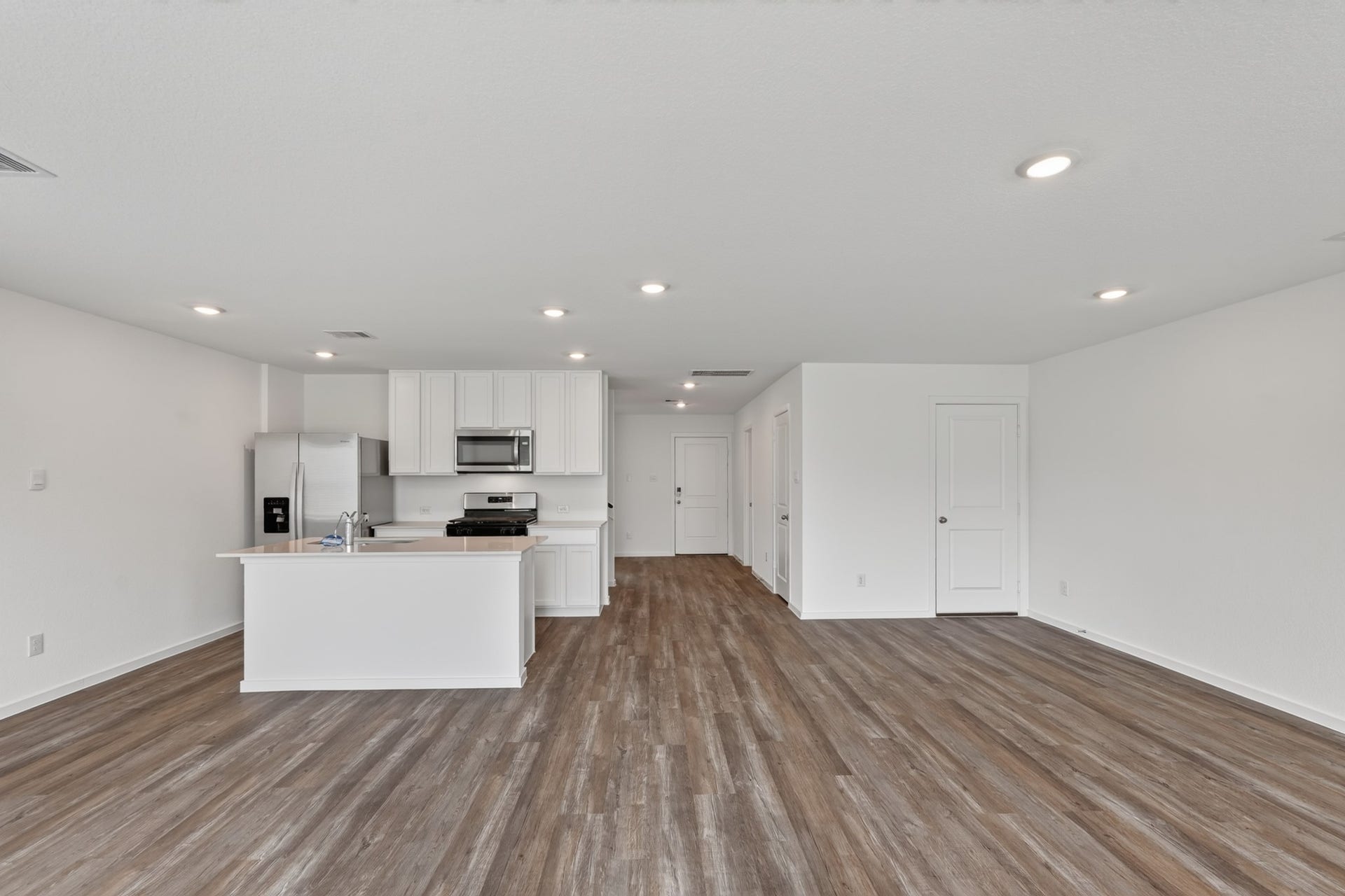 40818 Hawthorne Glades Street, Magnolia, TX 77354 40818 Hawthorne Glades Street, Magnolia, TX 77354