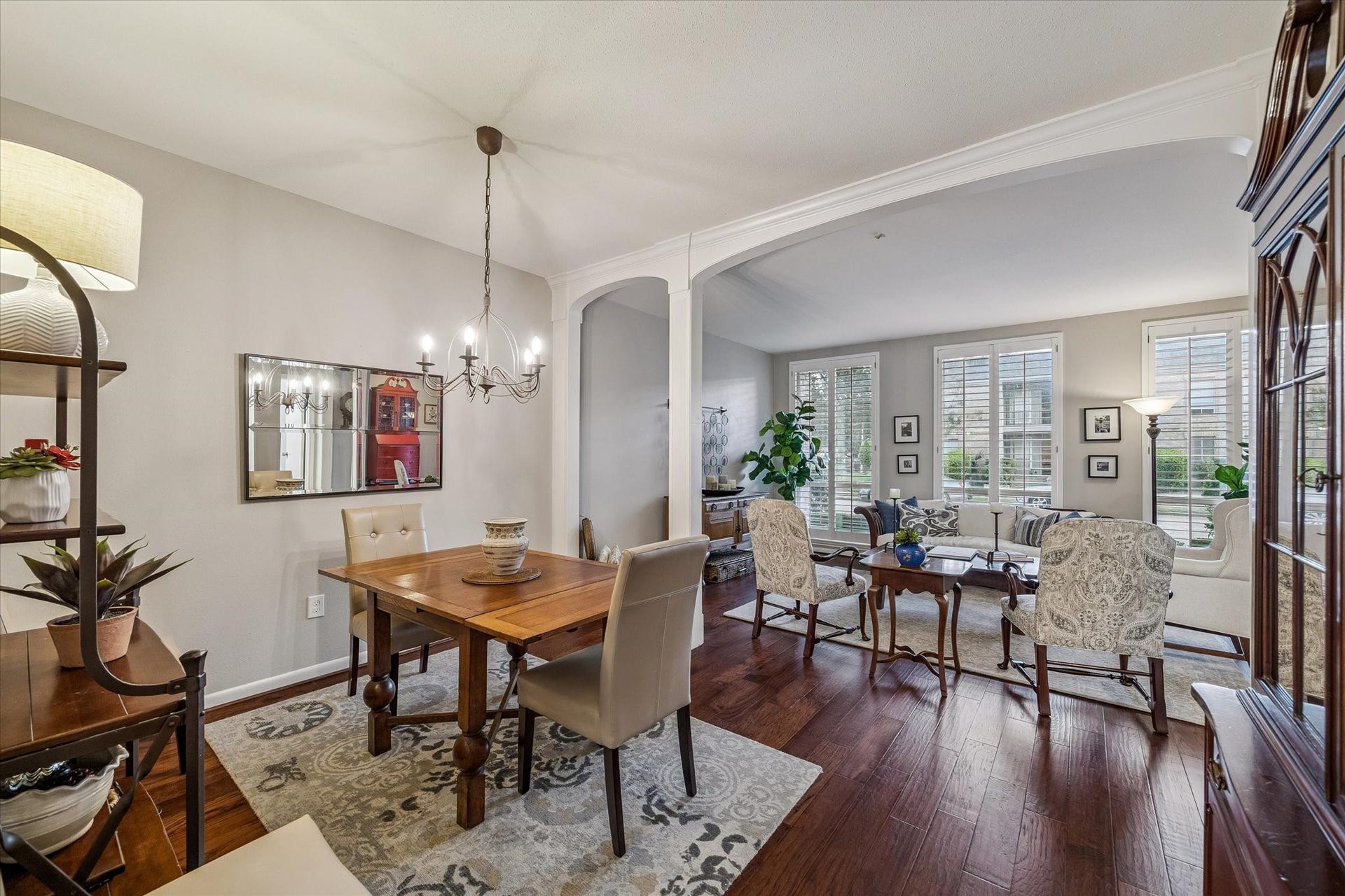 5904 Valley Forge Drive, #157, Houston, TX 77057 The formal Dining Room and Formal Living are enjoyed thru the expanded open flowing arched entry, creating a wonderful flowing floorplan!