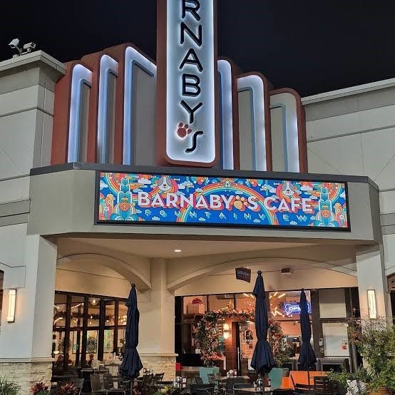 5904 Valley Forge Drive, #157, Houston, TX 77057 Also w/in walking distance the coveted Barnaby's Restaurant is only blocks away! DELICIOUS!