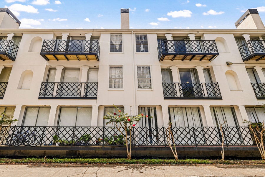 Property photo for 2333 Bering Drive, #306, Houston, TX