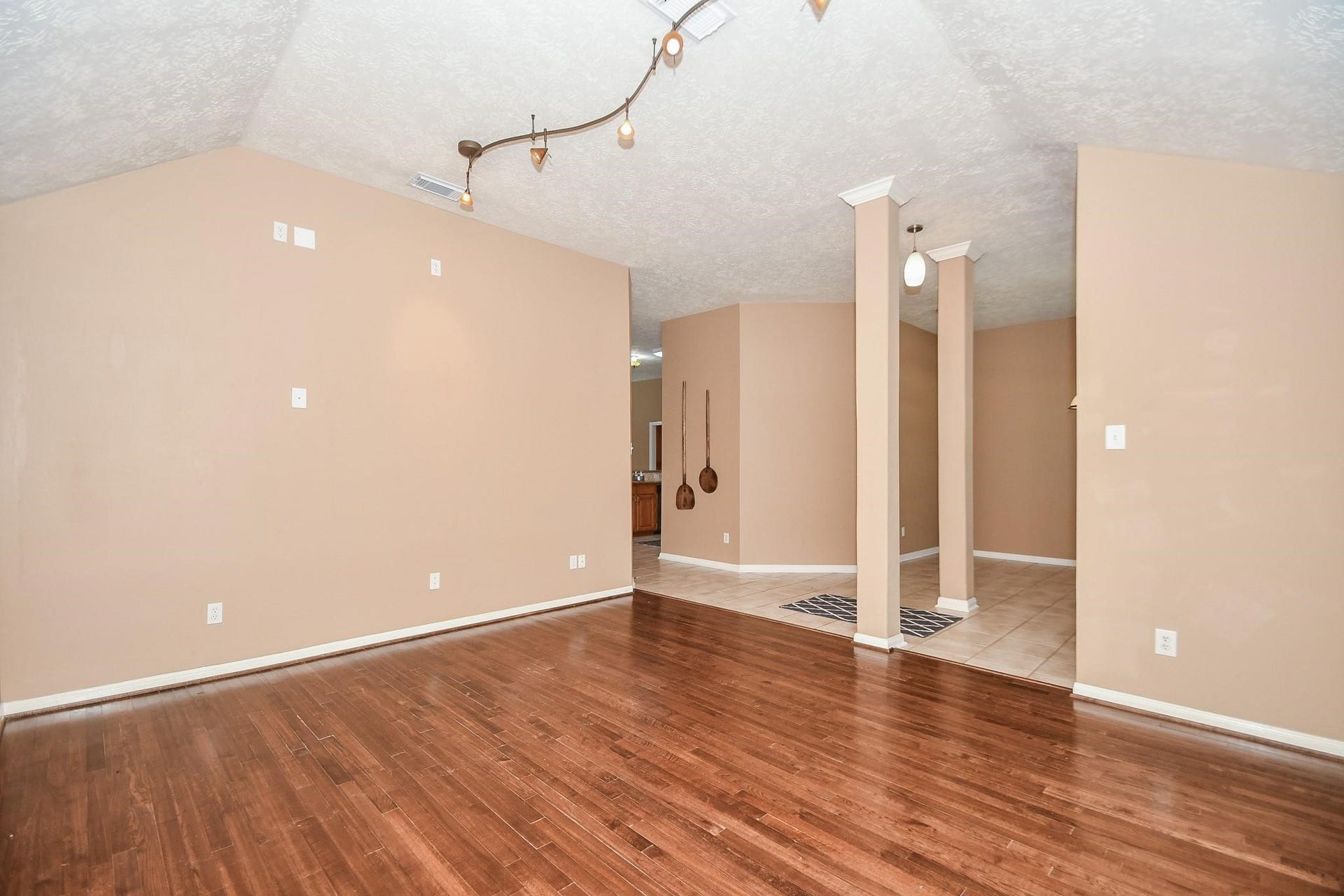 827 N Wellsford Drive, Pearland, TX 77584