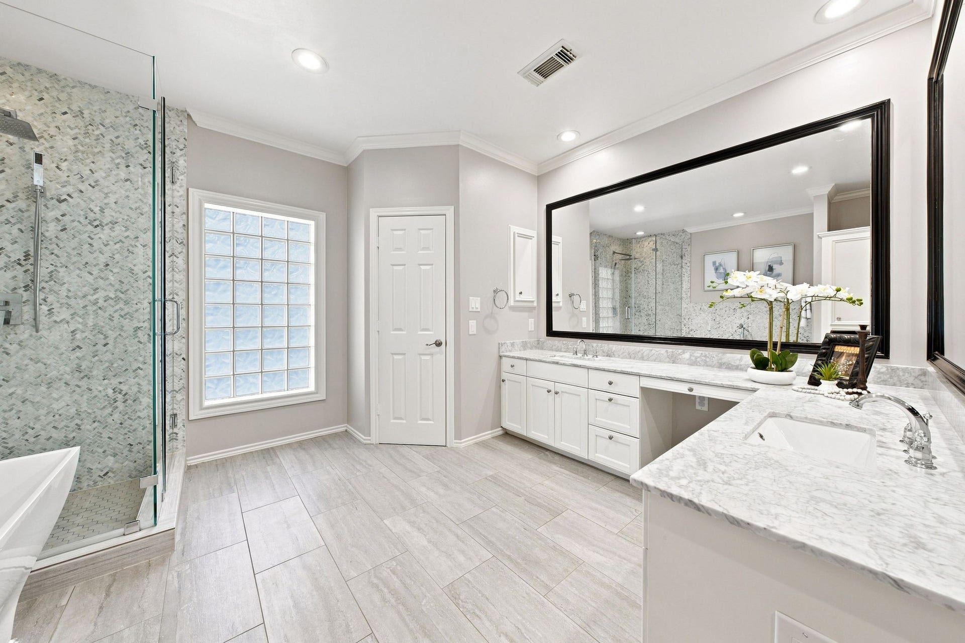 2211 Augusta Drive, #1, Houston, TX 77057