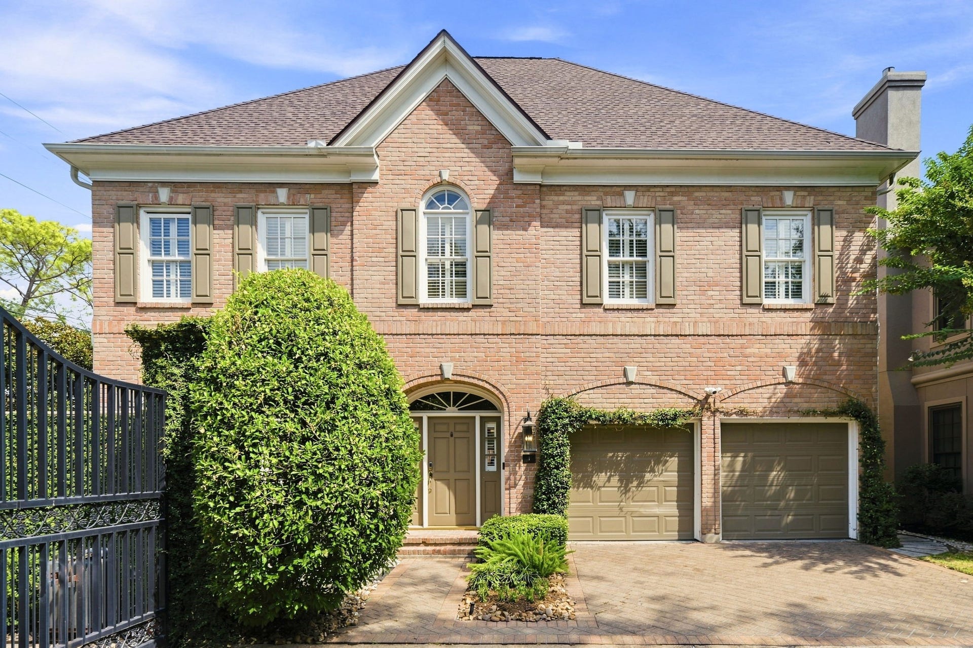 2211 Augusta Drive, #1, Houston, TX 77057