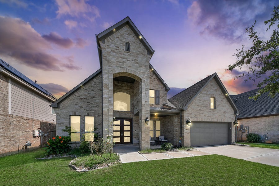 Property photo for 603 Beachman Shore Lane, La Porte, TX