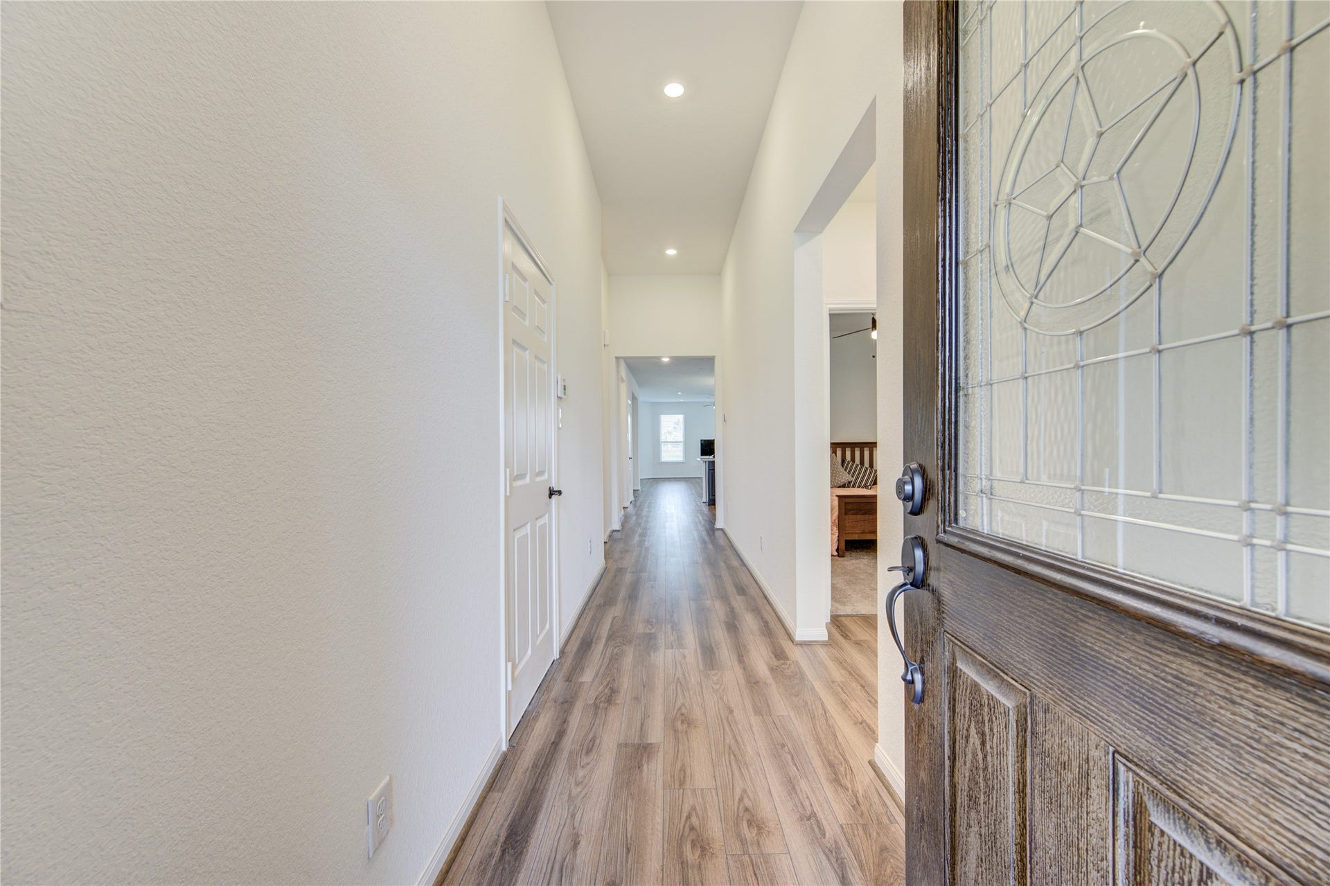 4922 Lucky Fawn Lane, Richmond, TX 77406 High Ceilings
