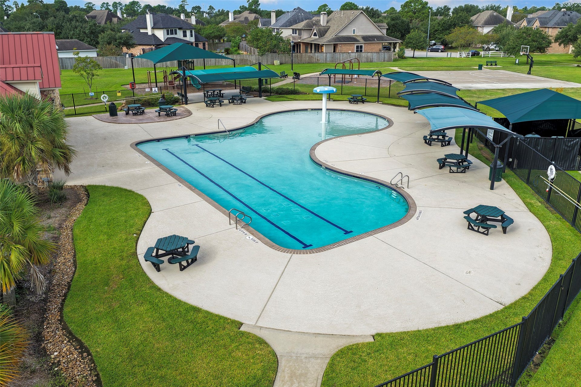 17415 Old Court Drive, Tomball, TX 77377 Neighborhood Pool