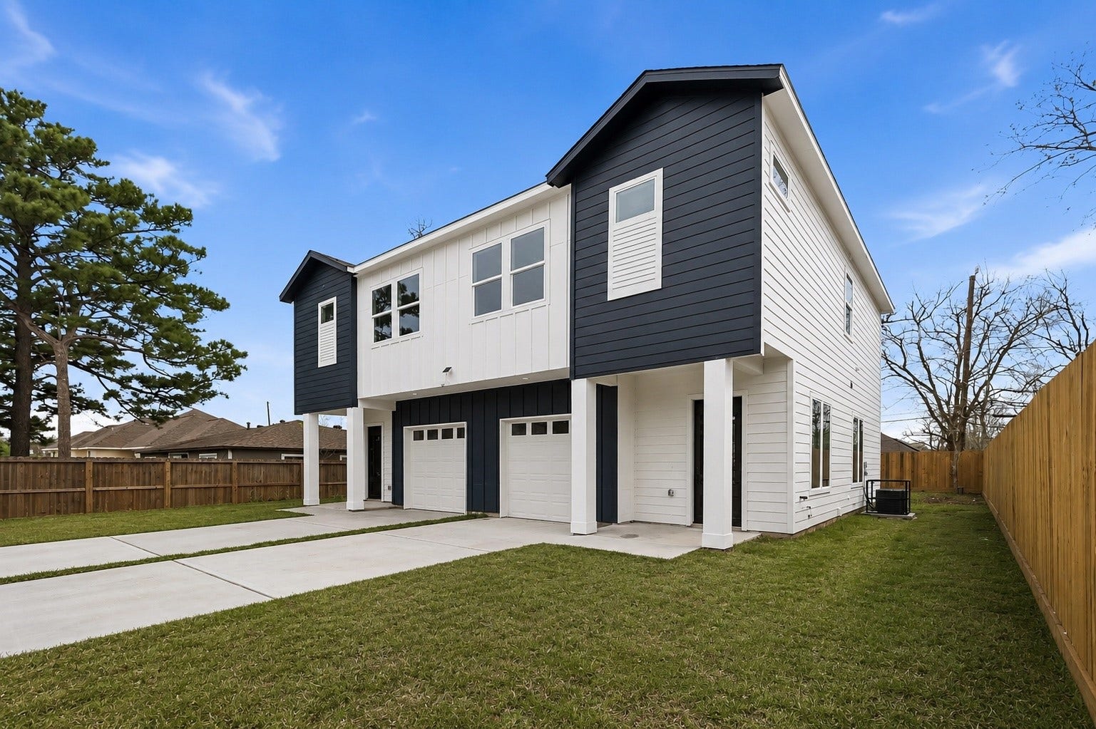 4125 Clover st, #A/B, Houston, TX 77051 4125 Clover st, #A/B, Houston, TX 77051