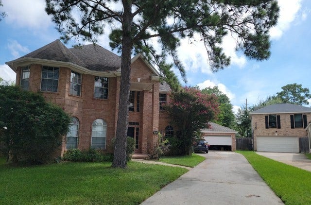 Property photo for 17422 Apache Hills Drive, Tomball, TX