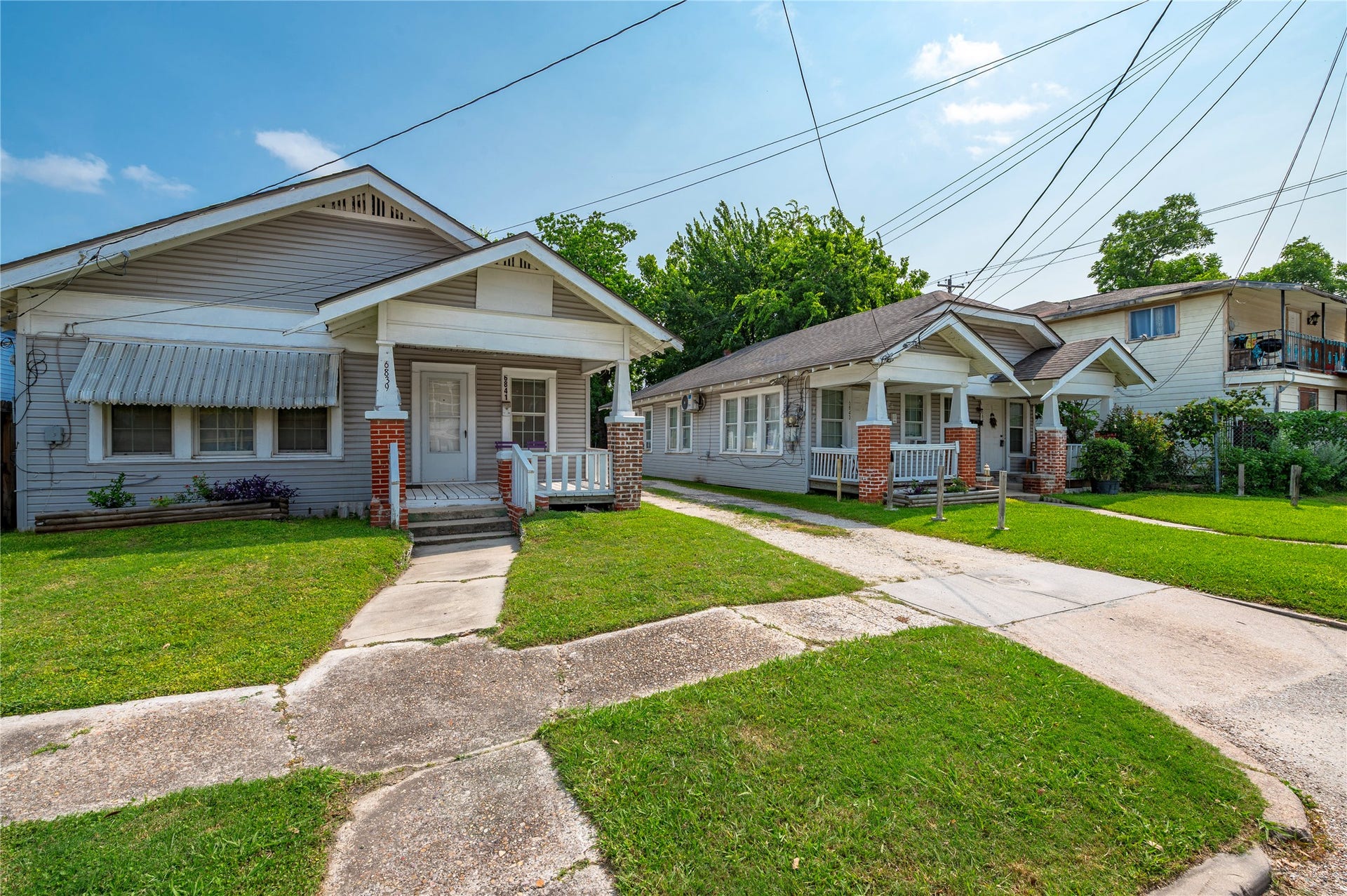6839 Avenue K, Houston, TX 77011 6839 Avenue K, Houston, TX 77011