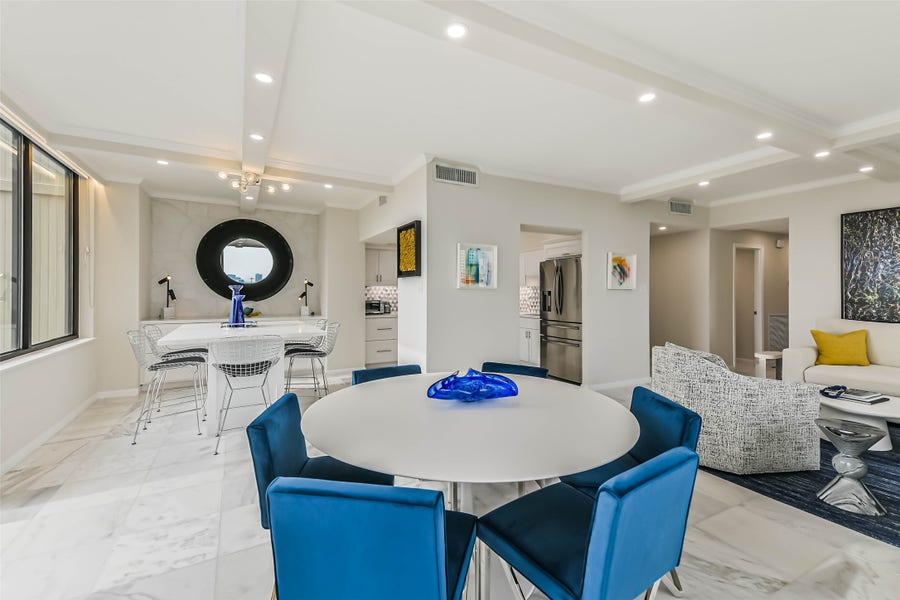 Property photo for 14 Greenway Plaza, #15P, Houston, TX