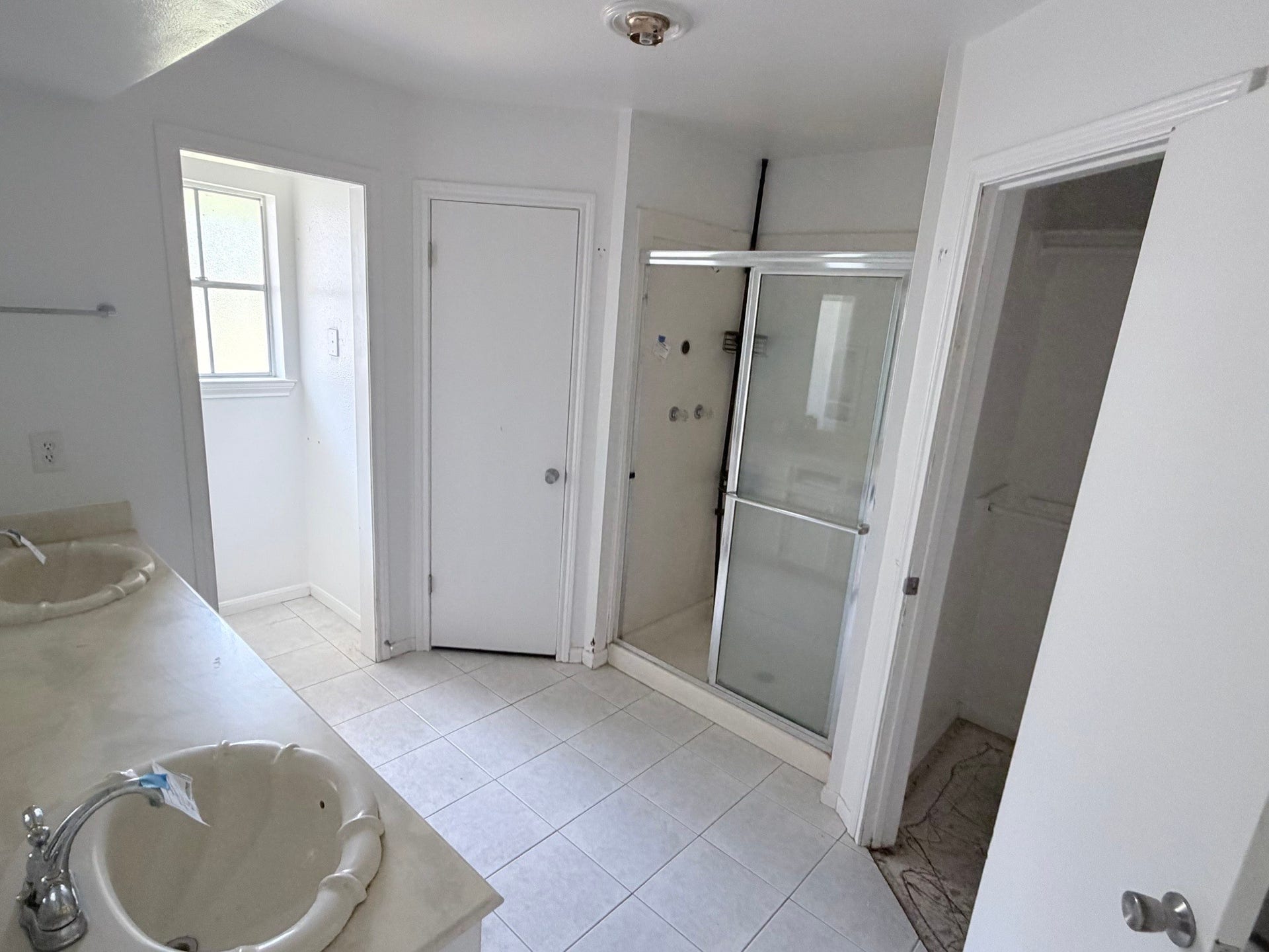 350 S Amherst Drive, West Columbia, TX 77486 350 S Amherst Drive, West Columbia, TX 77486