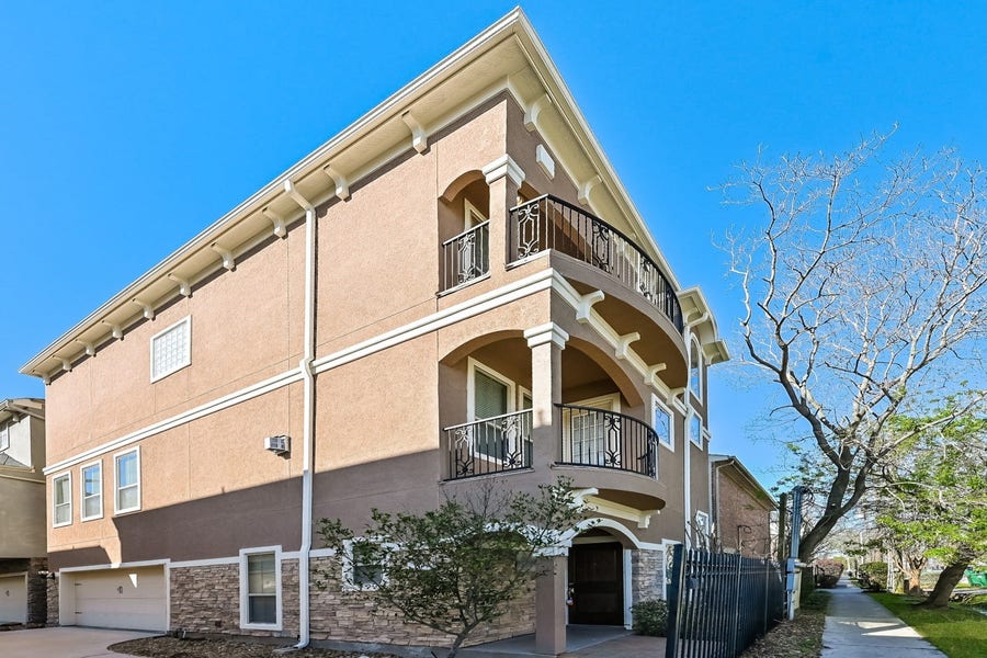 Property photo for 912 W 25th Street, #1, Houston, TX