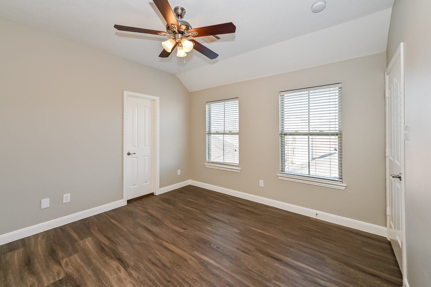 912 W 25th Street, #1, Houston, TX 77008 912 W 25th Street, #1, Houston, TX 77008