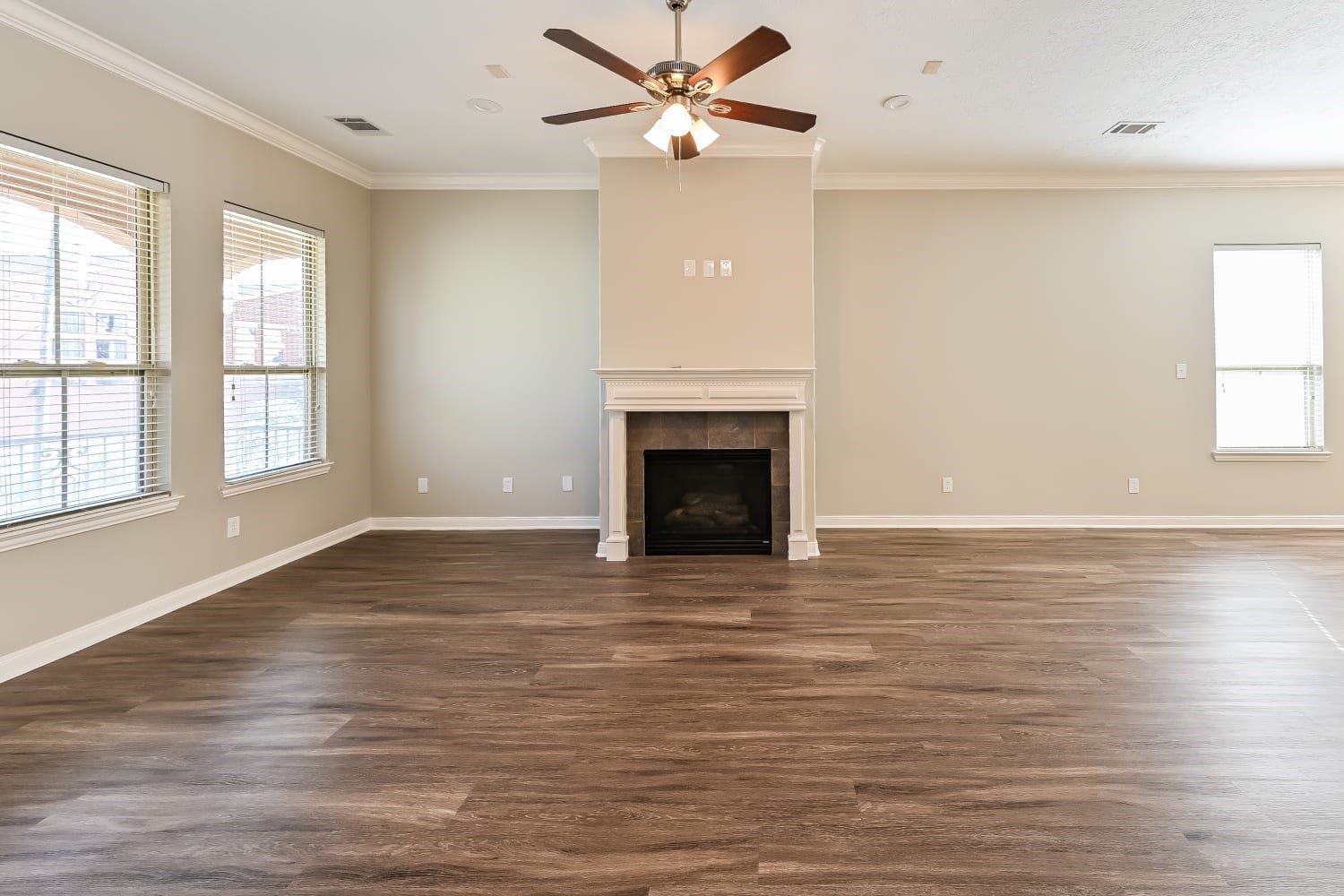 912 W 25th Street, #1, Houston, TX 77008 912 W 25th Street, #1, Houston, TX 77008