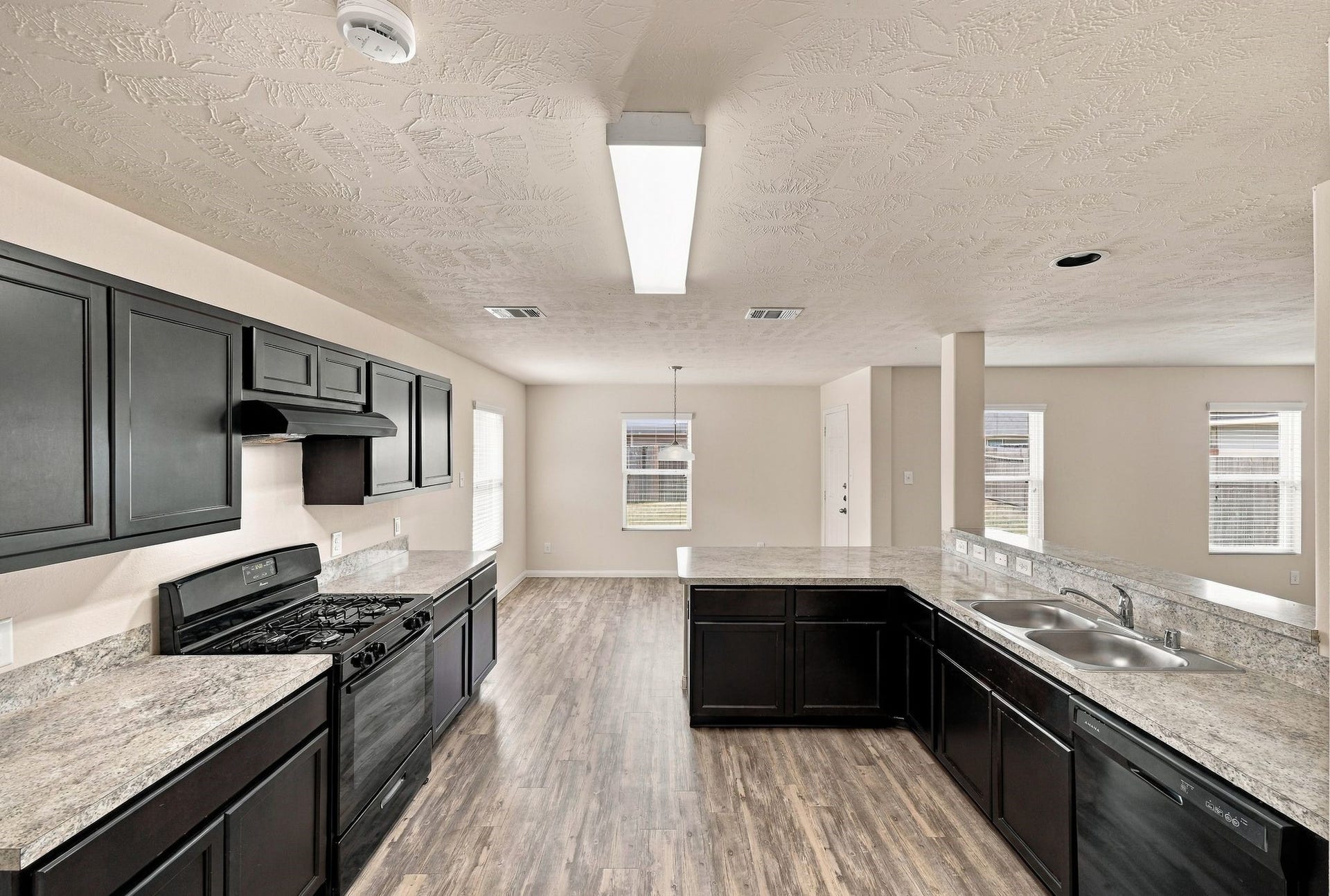 3307 Lake Como Court, Katy, TX 77493 3307 Lake Como Court, Katy, TX 77493