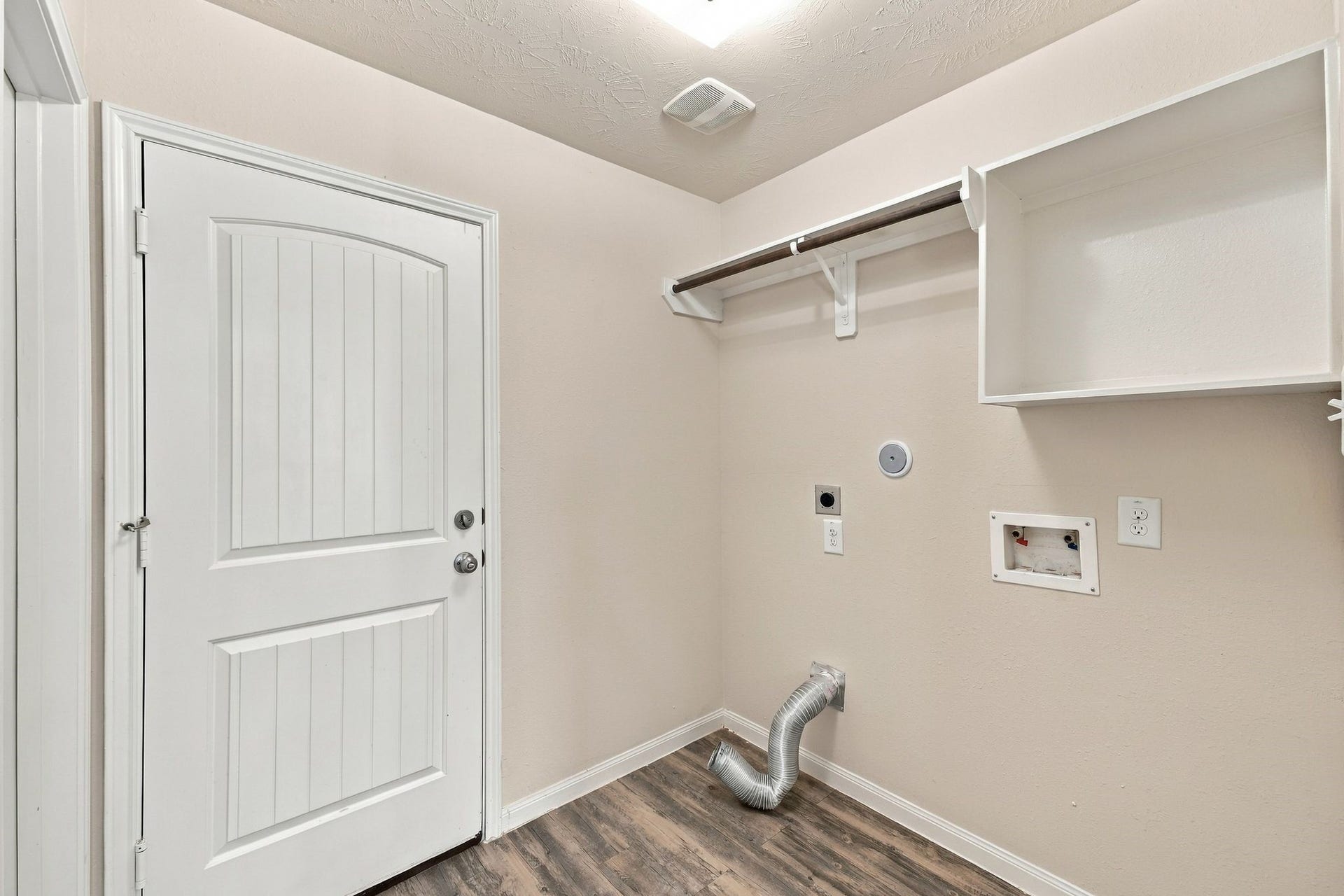 3307 Lake Como Court, Katy, TX 77493 3307 Lake Como Court, Katy, TX 77493