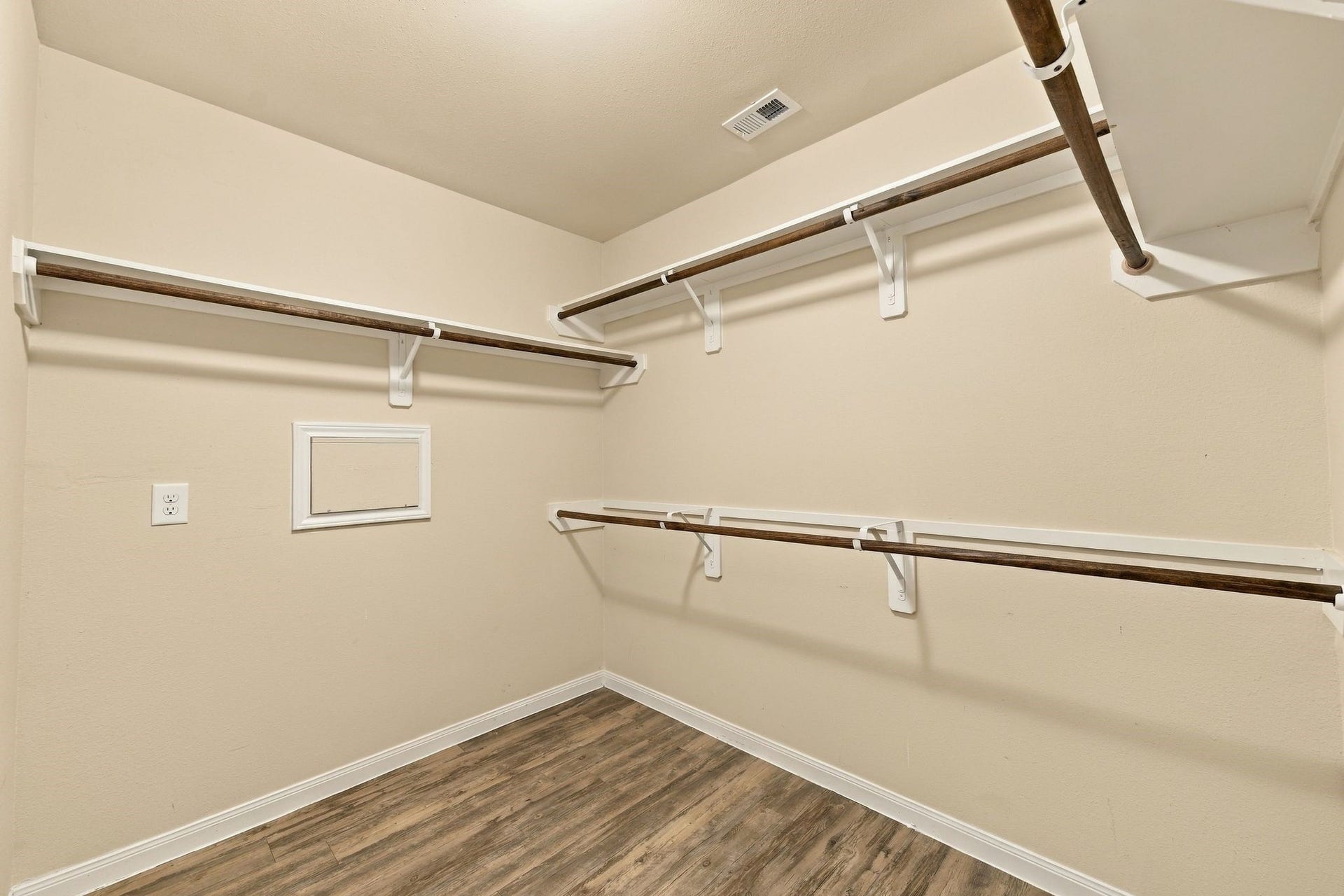 3307 Lake Como Court, Katy, TX 77493 3307 Lake Como Court, Katy, TX 77493