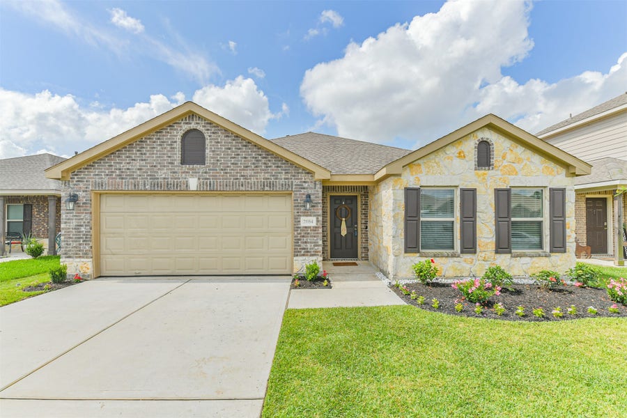 Property photo for 21054 Wenze Lane, New Caney, TX