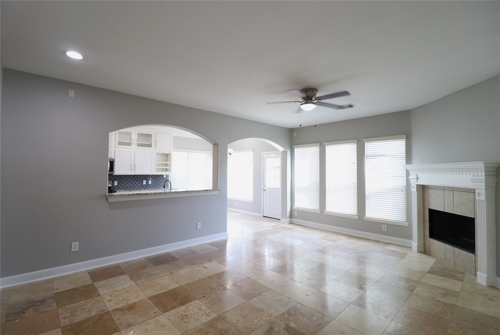 21802 Saragosa Pond Lane, Spring, TX 77379