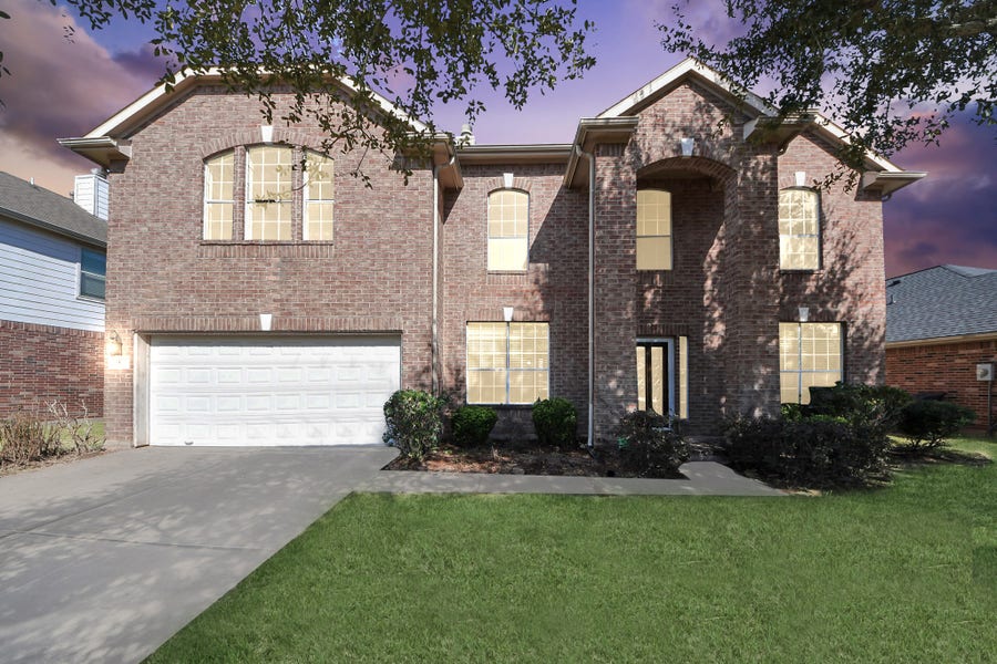 Property photo for 5519 Gatesprings Lane, Sugar Land, TX