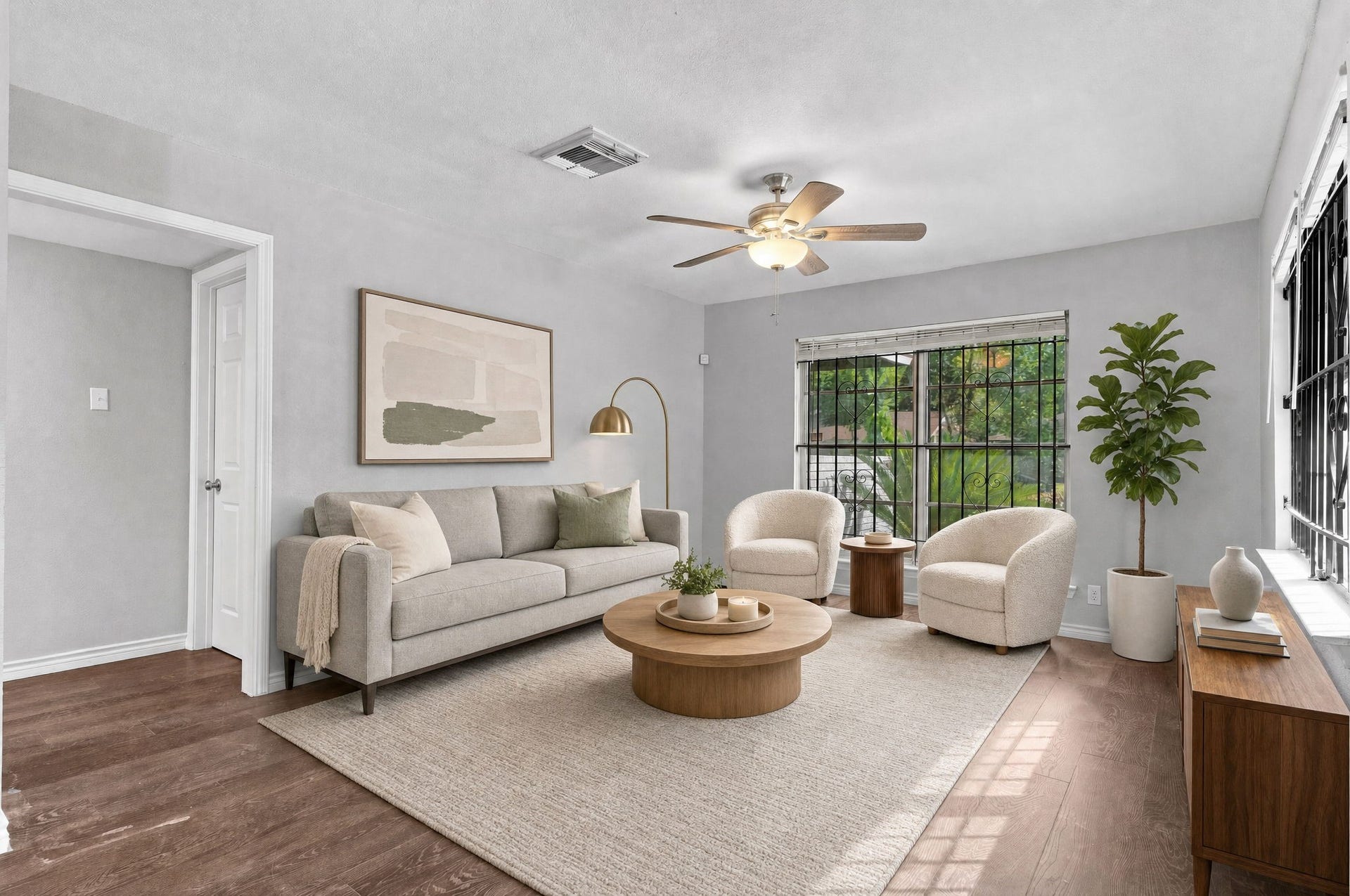5747 Thrush Drive, Houston, TX 77033 5747 Thrush Drive, Houston, TX 77033