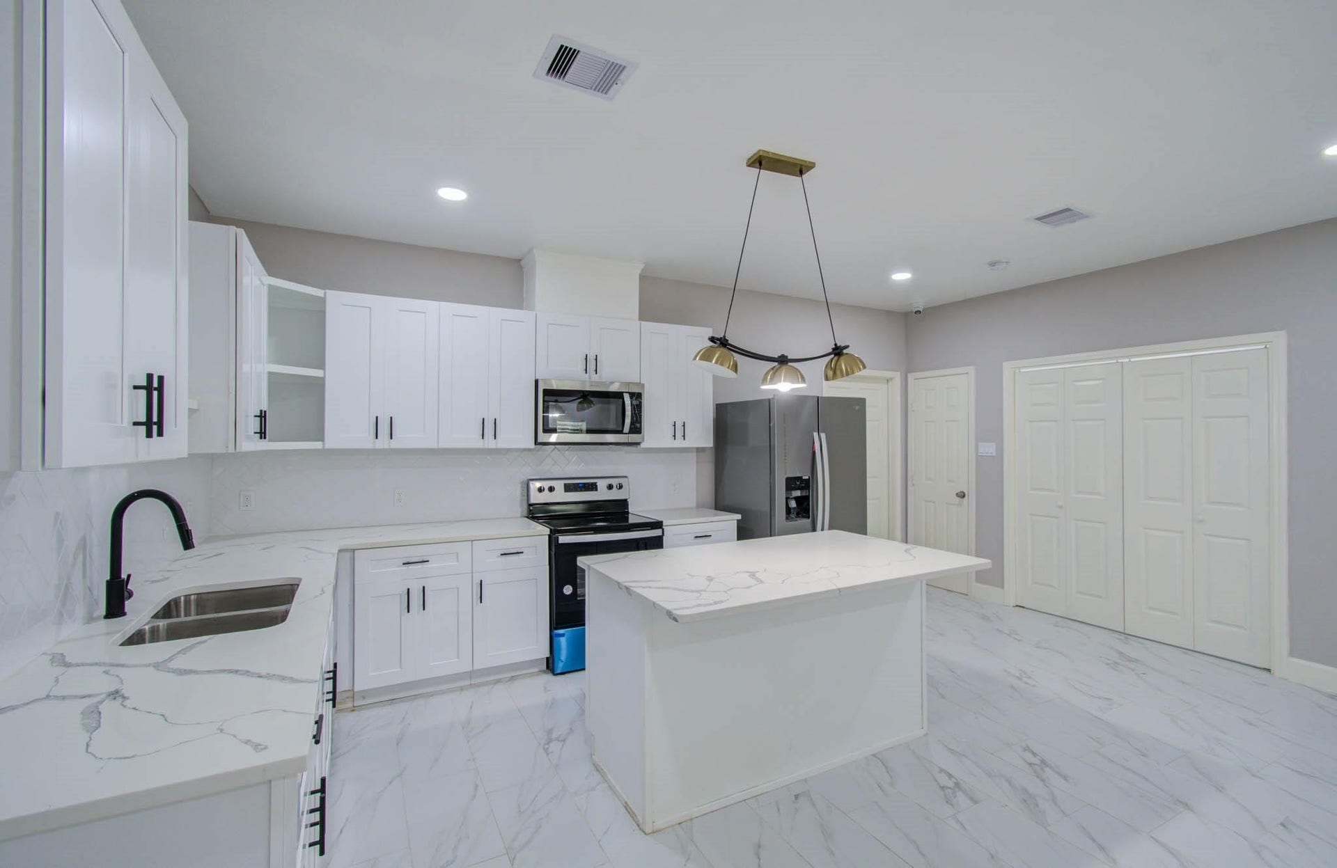 12274 Wild Pine Drive, #A, Houston, TX 77039