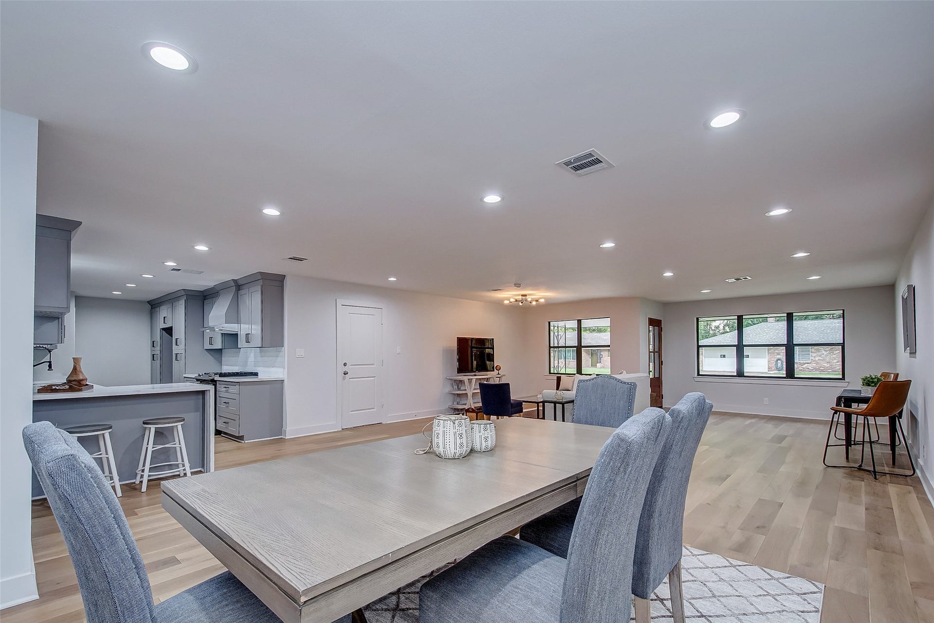 3515 Mona Lee Lane, Houston, TX 77080 3515 Mona Lee Lane, Houston, TX 77080