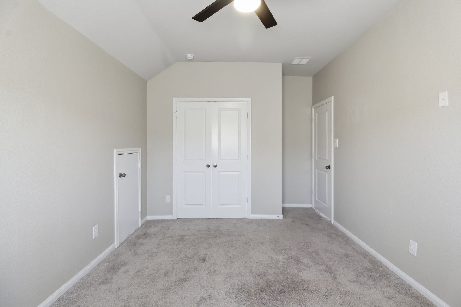 402 Alex Arbor Way Way, Conroe, TX 77301 3rd bedroom upstairs