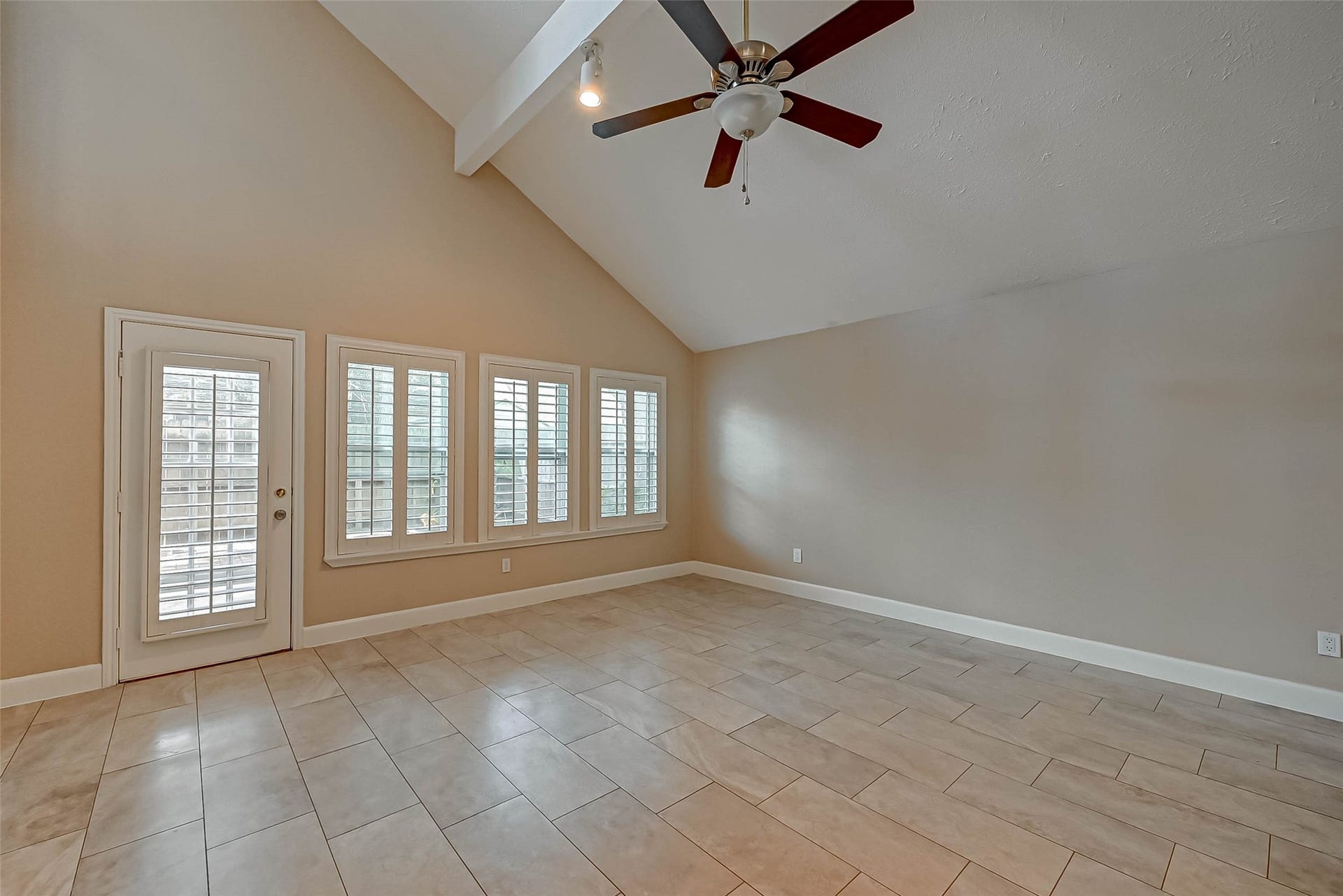 3510 Greenwood Dr Drive, Sugar Land, TX 77478 Look at those beautiful plantation shutters in the family area!