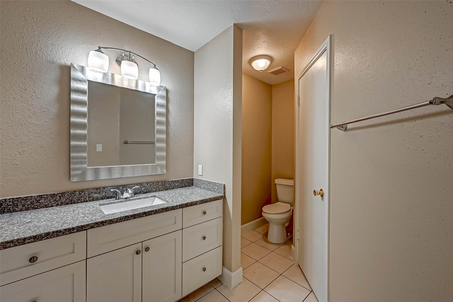 3510 Greenwood Dr Drive, Sugar Land, TX 77478 Another view of the upstairs bath. There's also a convenient half bath downstairs too.