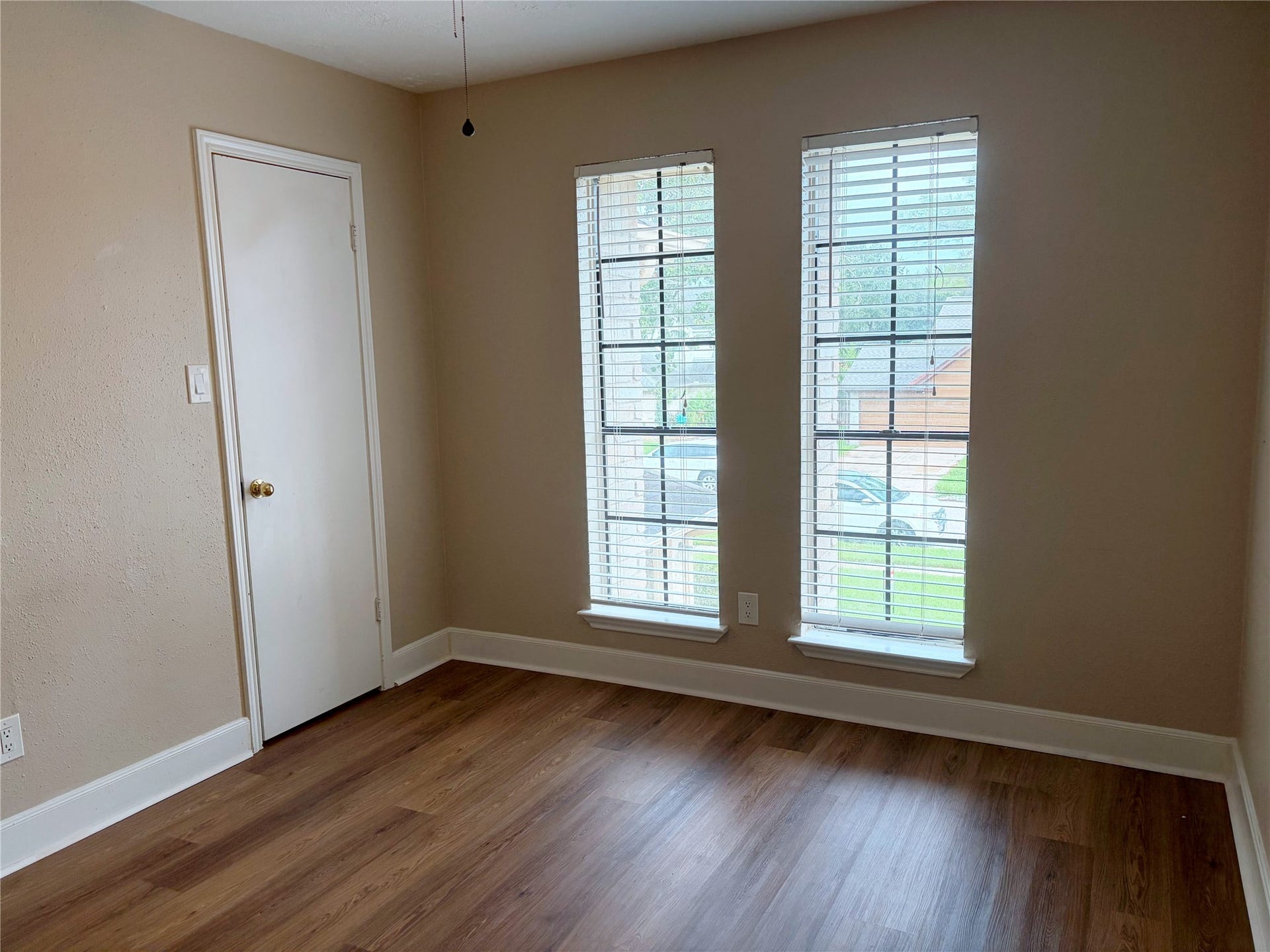 3510 Greenwood Dr Drive, Sugar Land, TX 77478 Secondary bedroom featuring two windows plus ceiling fan!
