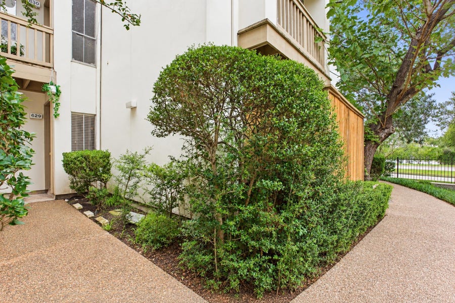 Property photo for 2100 Tanglewilde Street, #629, Houston, TX