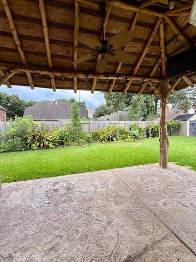 16206 Ruffian Drive, Friendswood, TX 77546 Covered Patio