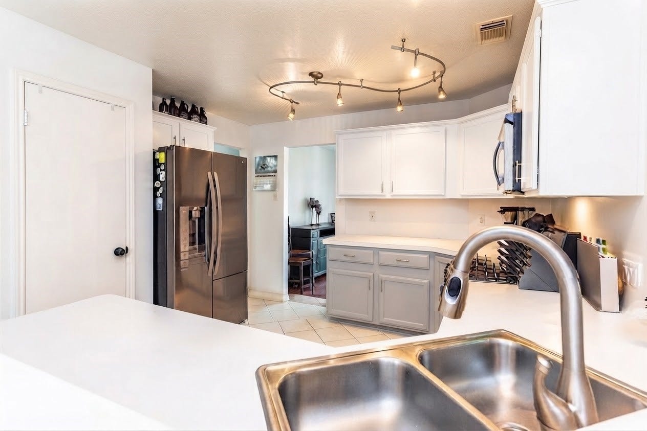 16206 Ruffian Drive, Friendswood, TX 77546 16206 Ruffian Drive, Friendswood, TX 77546